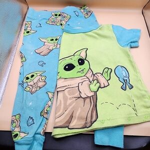 Star Wars Pajamas 2T Child Baby Yoda Mandalorian Pajama Set